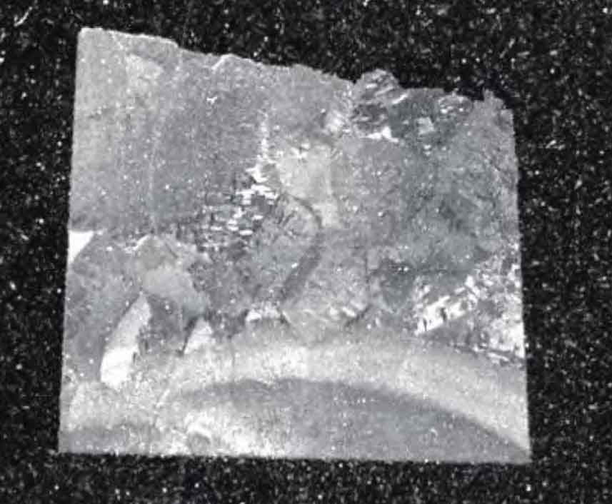 Macro and micro morphology of casting defects of titanium alloy fan ...